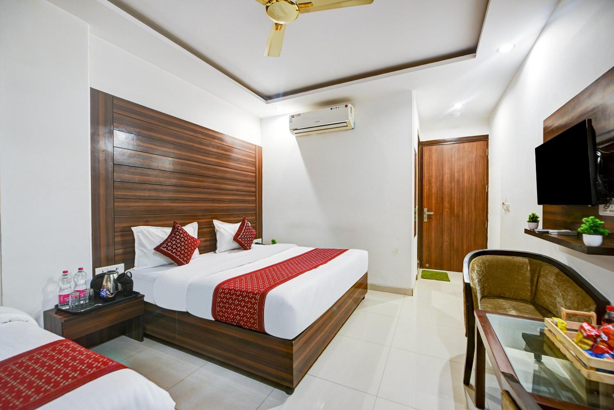 Airport Devrana Hotel New Delhi